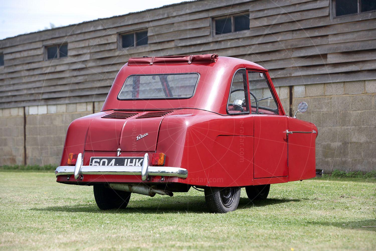 AC Petite Pic: magiccarpics.co.uk | AC Petite