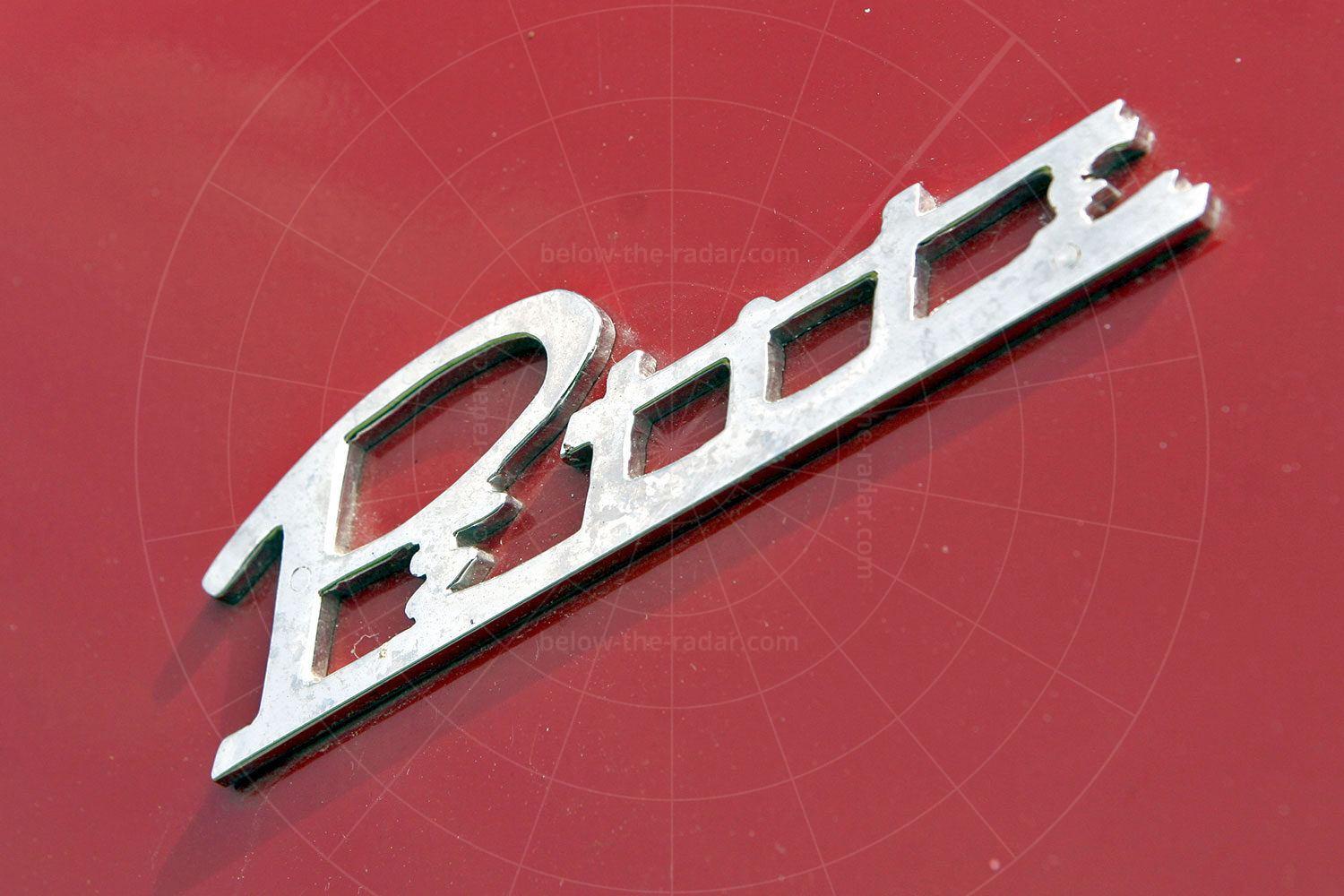 AC Petite badge Pic: magiccarpics.co.uk | AC Petite badge