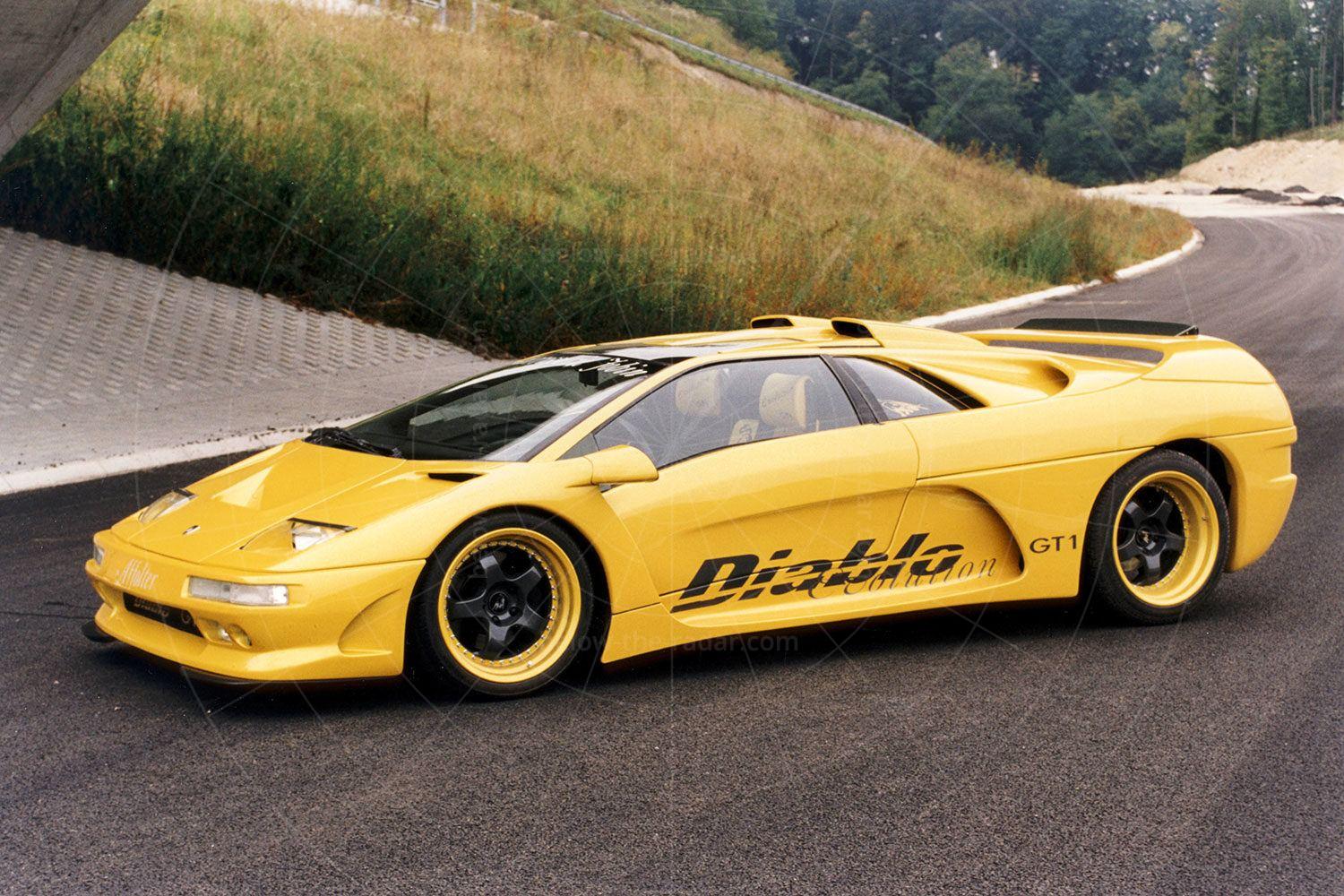 Lamborghini Diablo by Garage Affolter Pic: magiccarpics.co.uk | Lamborghini Diablo by Garage Affolter