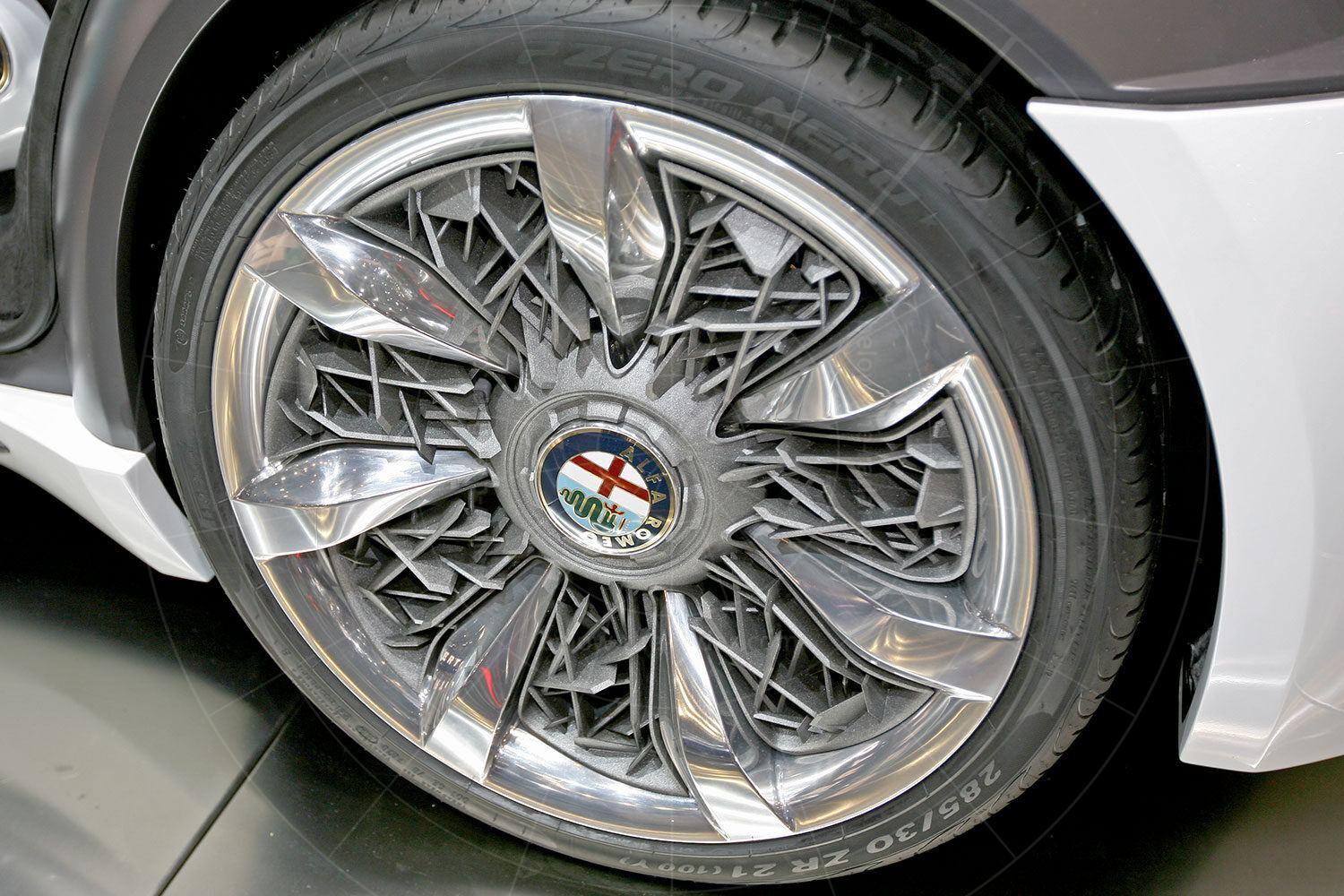 Bertone Pandion alloy wheel, at the 2010 Geneva salon Pic: magiccarpics.co.uk | Bertone Pandion alloy wheel, at the 2010 Geneva salon