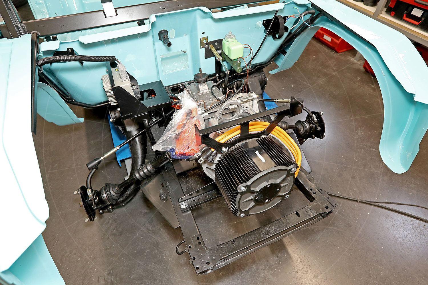 Citroen Eden engine bay Pic: magiccarpics.co.uk | Citroen Eden engine bay