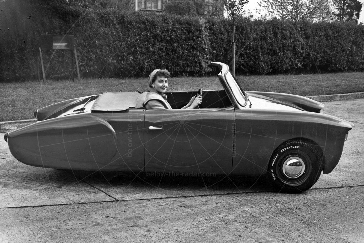 Coronet Pic: magiccarpics.co.uk | Coronet