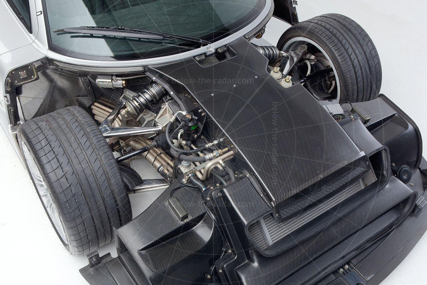 Mercedes CLK GTR coupé Pic: Mercedes-Benz | Mercedes CLK GTR coupé