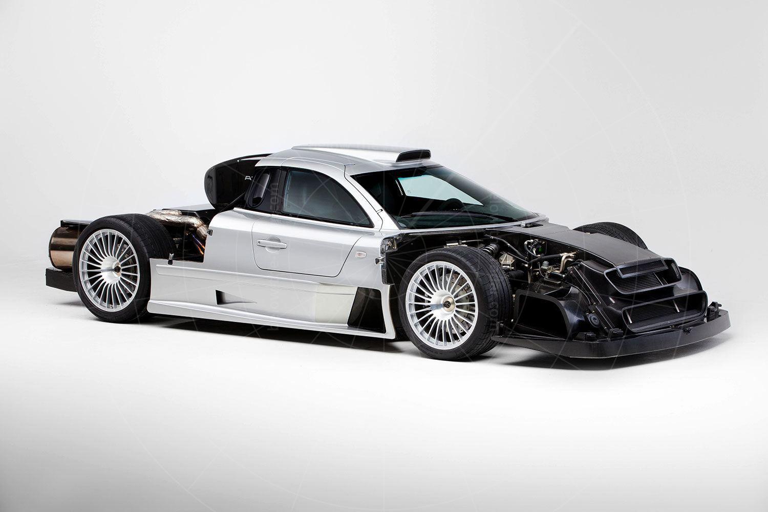 Mercedes CLK GTR coupé Pic: Mercedes-Benz | Mercedes CLK GTR coupé