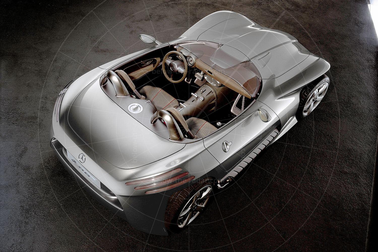 Mercedes F400 Carving Pic: Mercedes | Mercedes F400 Carving