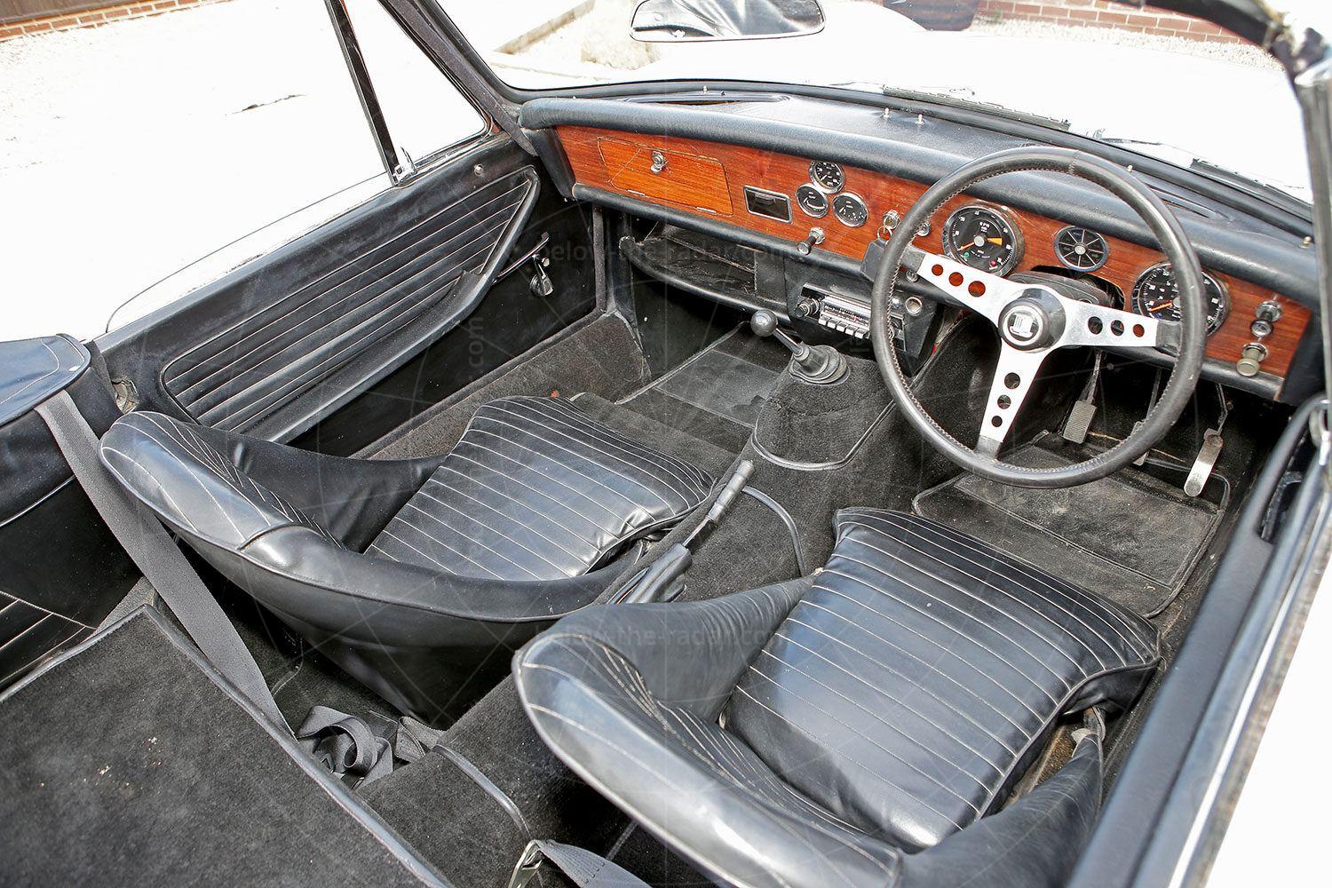 Triumph Fury interior Pic: magiccarpics.co.uk | Triumph Fury interior