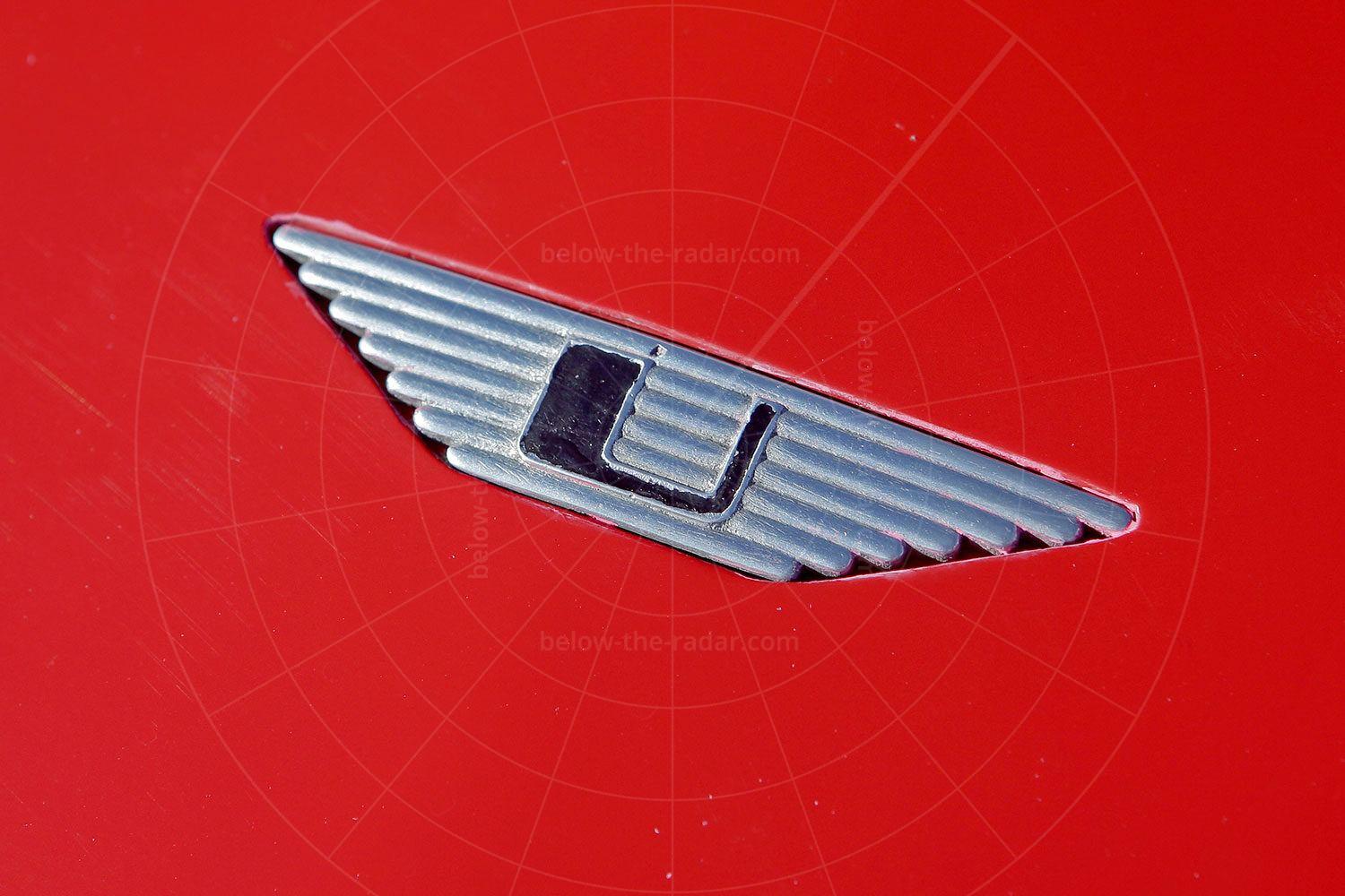 Unipower GT bonnet badge Pic: magiccarpics.co.uk | Unipower GT bonnet badge