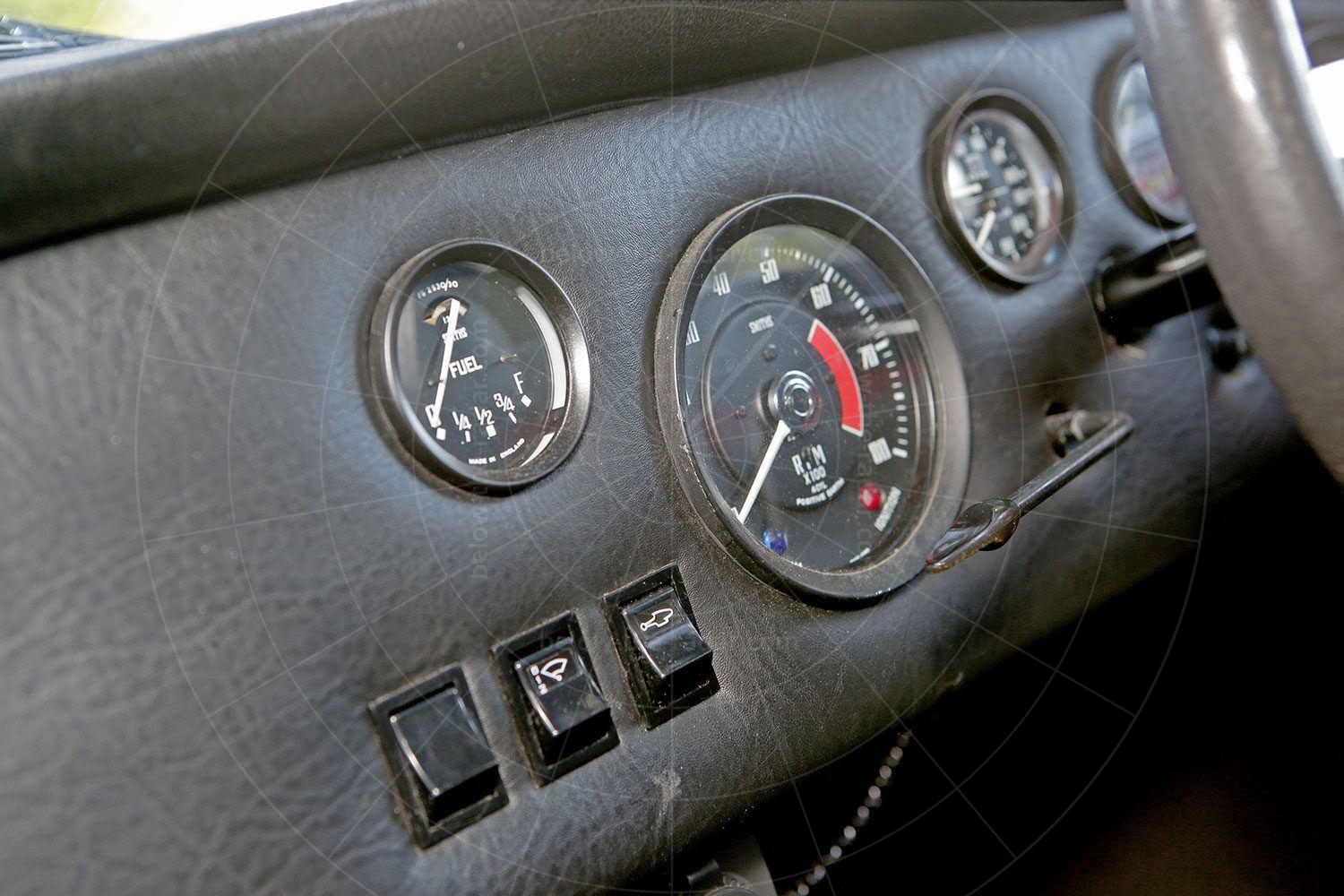 Unipower GT dashboard Pic: magiccarpics.co.uk | Unipower GT dashboard