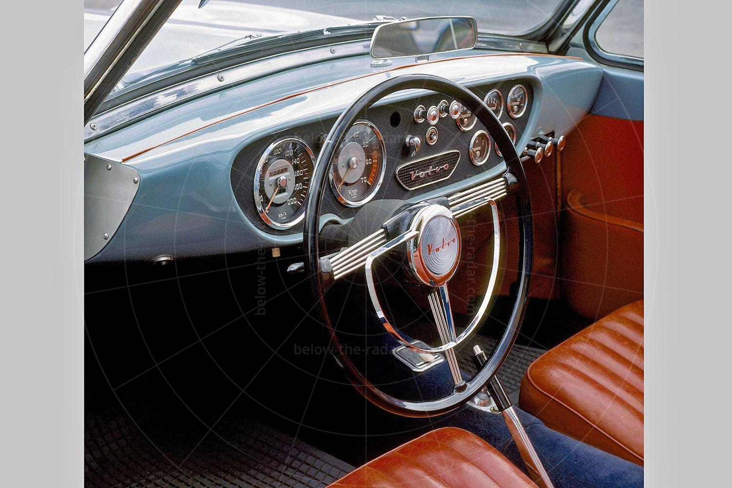 Volvo P1900 dashboard Pic: Volvo | Volvo P1900 dashboard