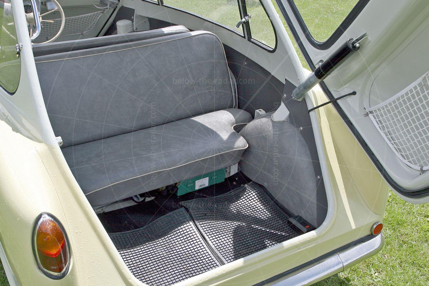 Zundapp Janus back seat Pic: magiccarpics.co.uk | Zundapp Janus back seat