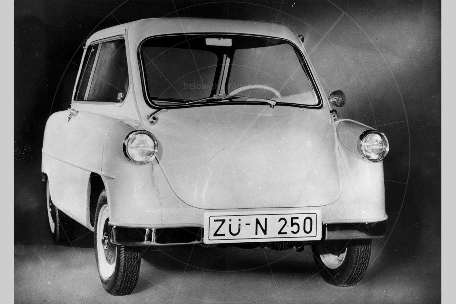 Zundapp Janus publicity shot Pic: magiccarpics.co.uk | Zundapp Janus publicity shot