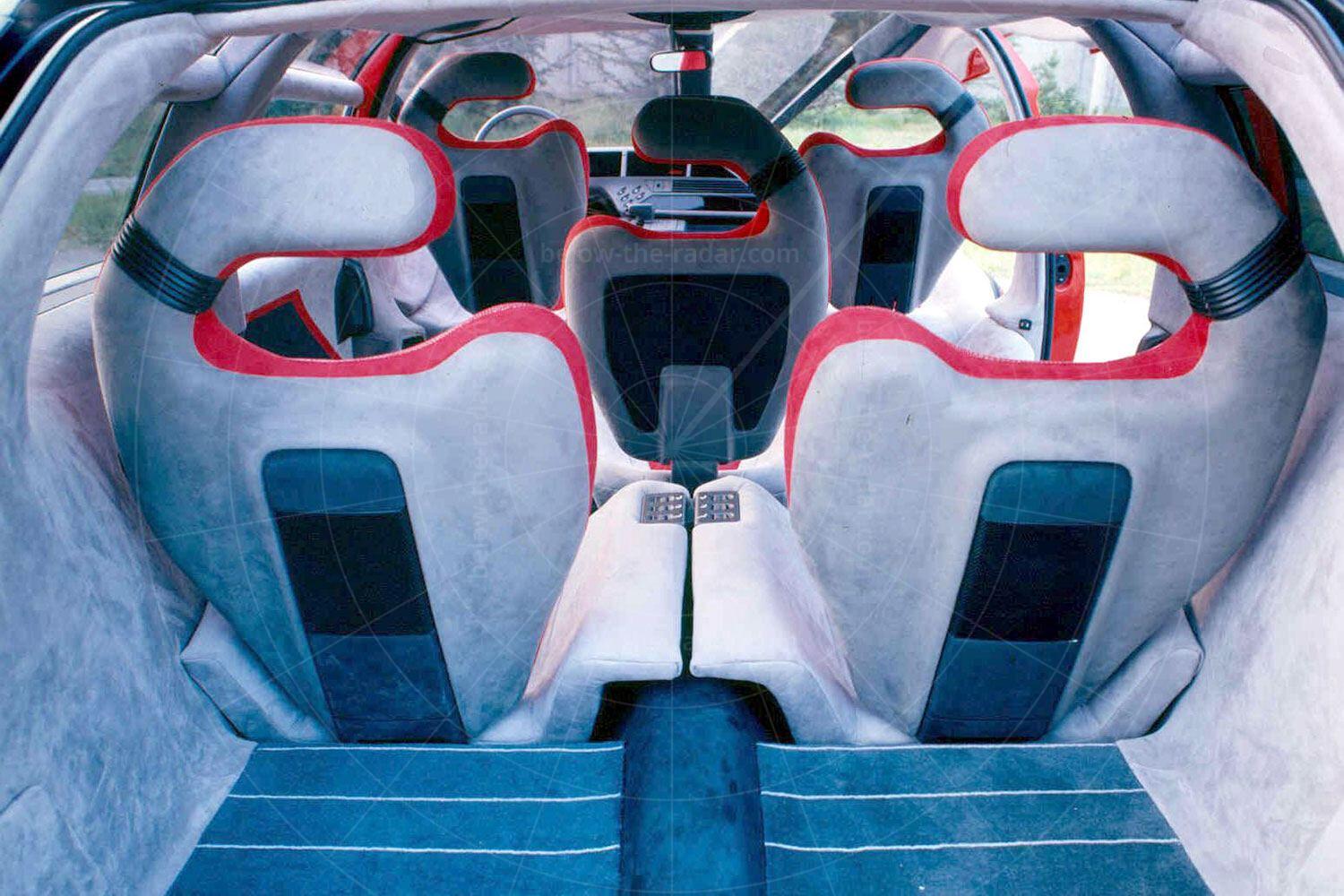 Bertone Genesis cabin Pic: magiccarpics.co.uk | Bertone Genesis cabin