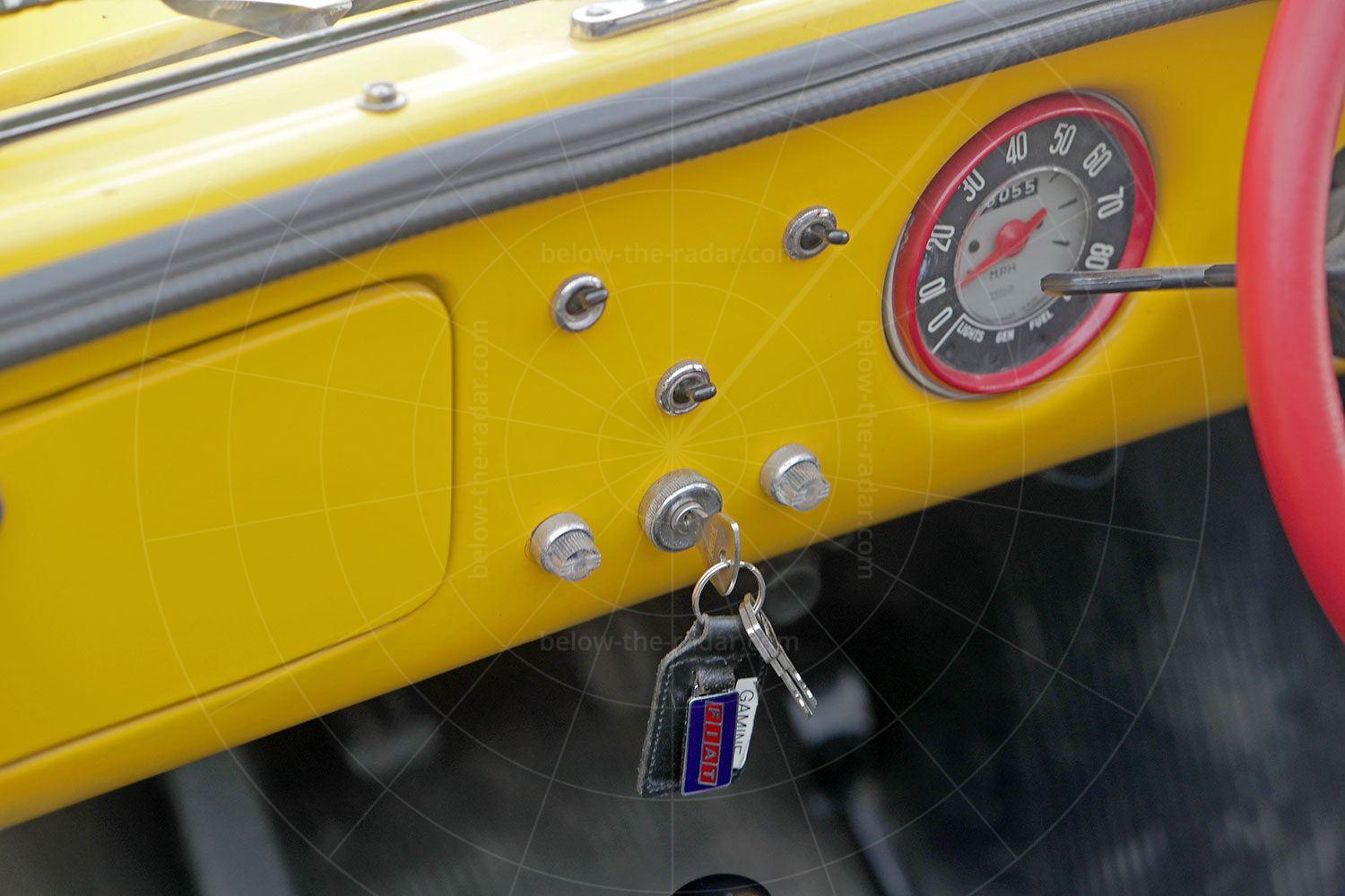 Fiat Gamine dashboard Pic: magiccarpics.co.uk | Fiat Gamine dashboard