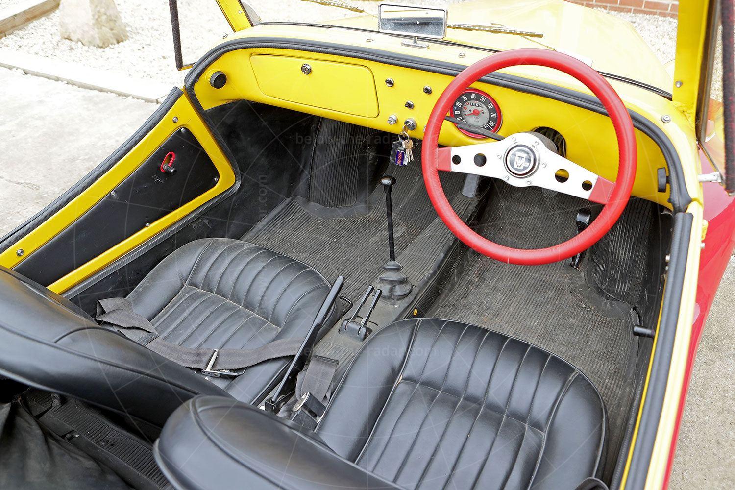 Fiat Gamine interior Pic: magiccarpics.co.uk | Fiat Gamine interior