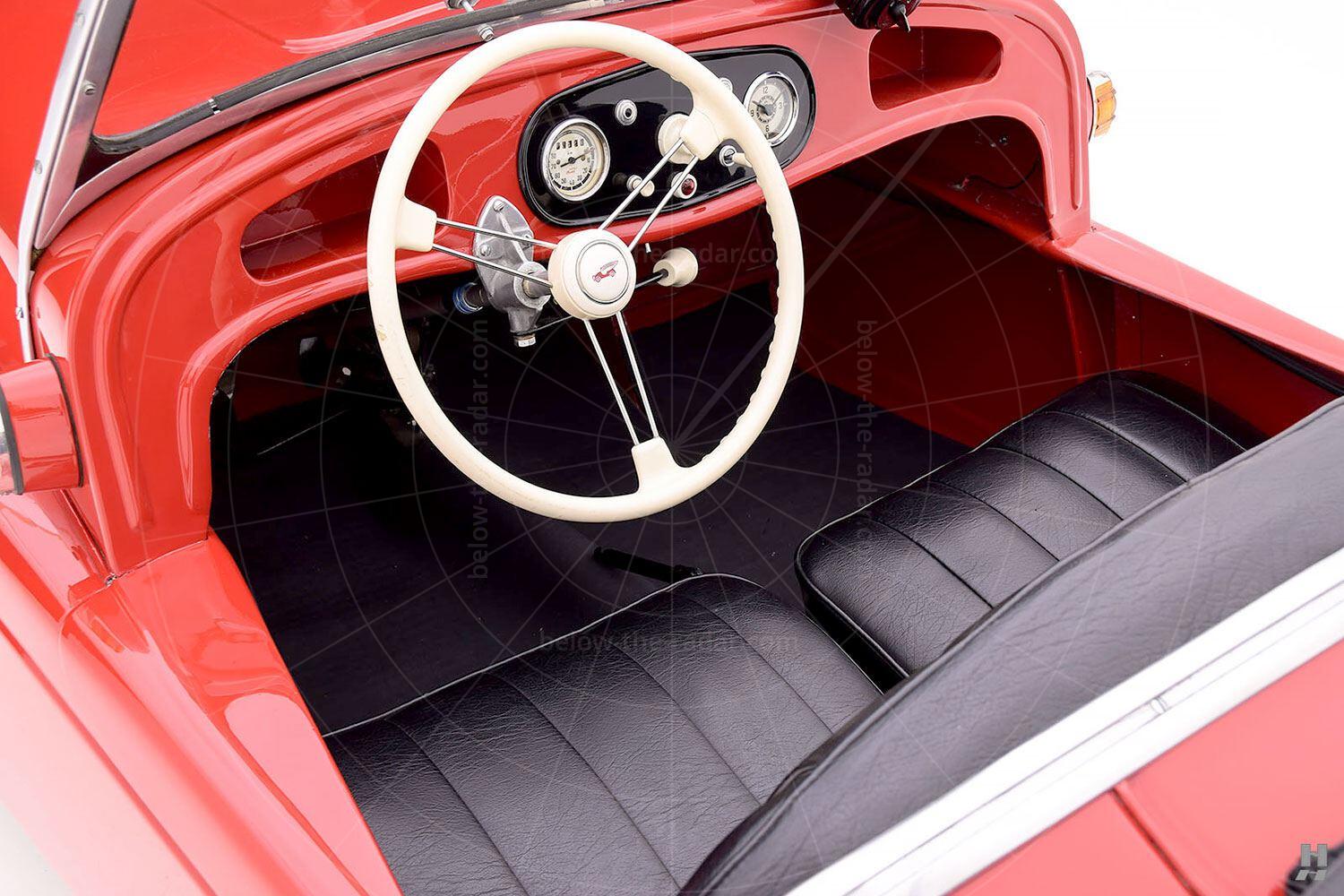 Kleinschnittger F125 interior Pic: Hyman Ltd | Kleinschnittger F125 interior