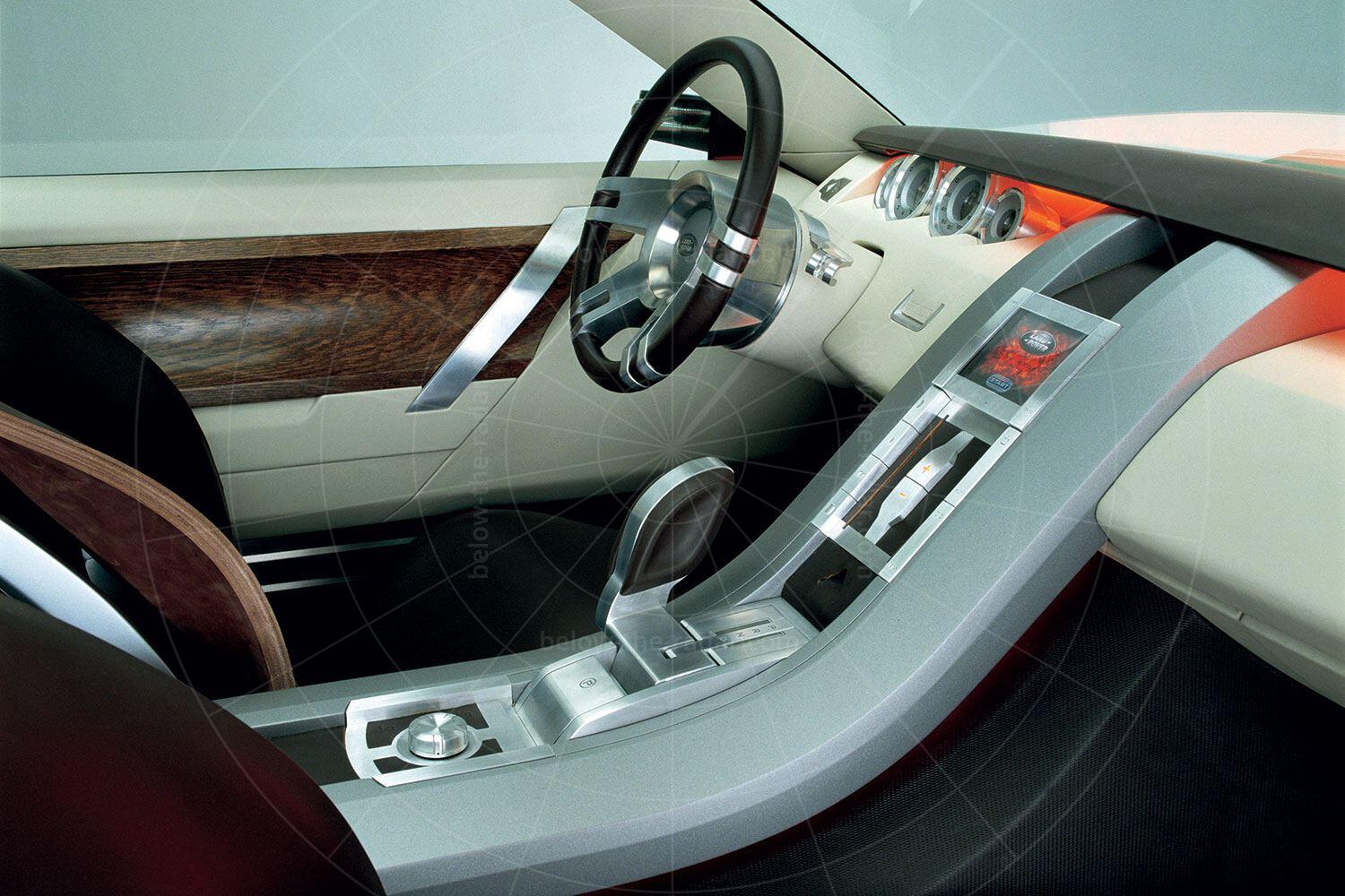 Land Rover Range Stormer interior Pic: Land Rover | Land Rover Range Stormer interior