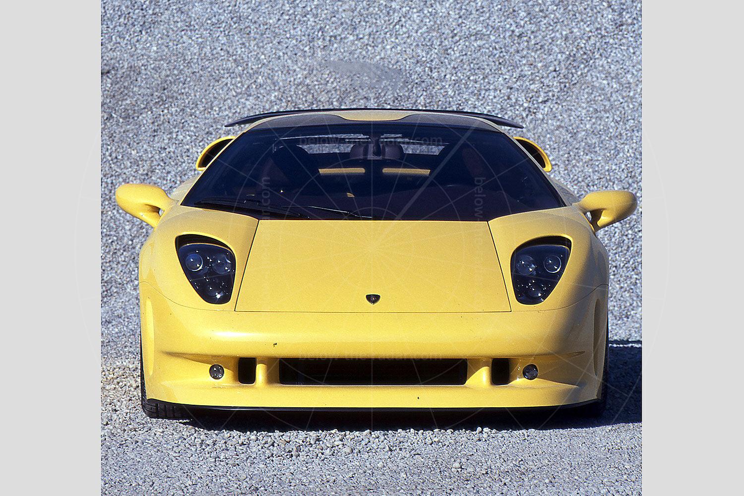 Lamborghini Cala Pic: magiccarpics.co.uk | Lamborghini Cala