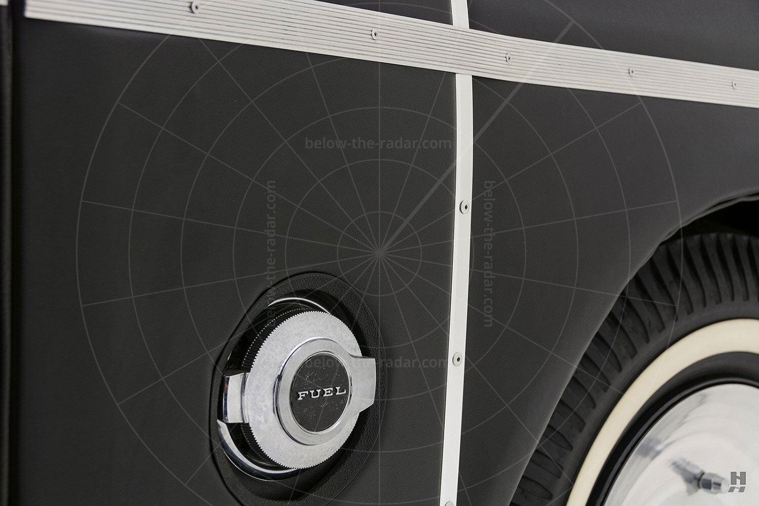 Mohs Safarikar panelling Pic: Hyman Ltd | Mohs Safarikar panelling