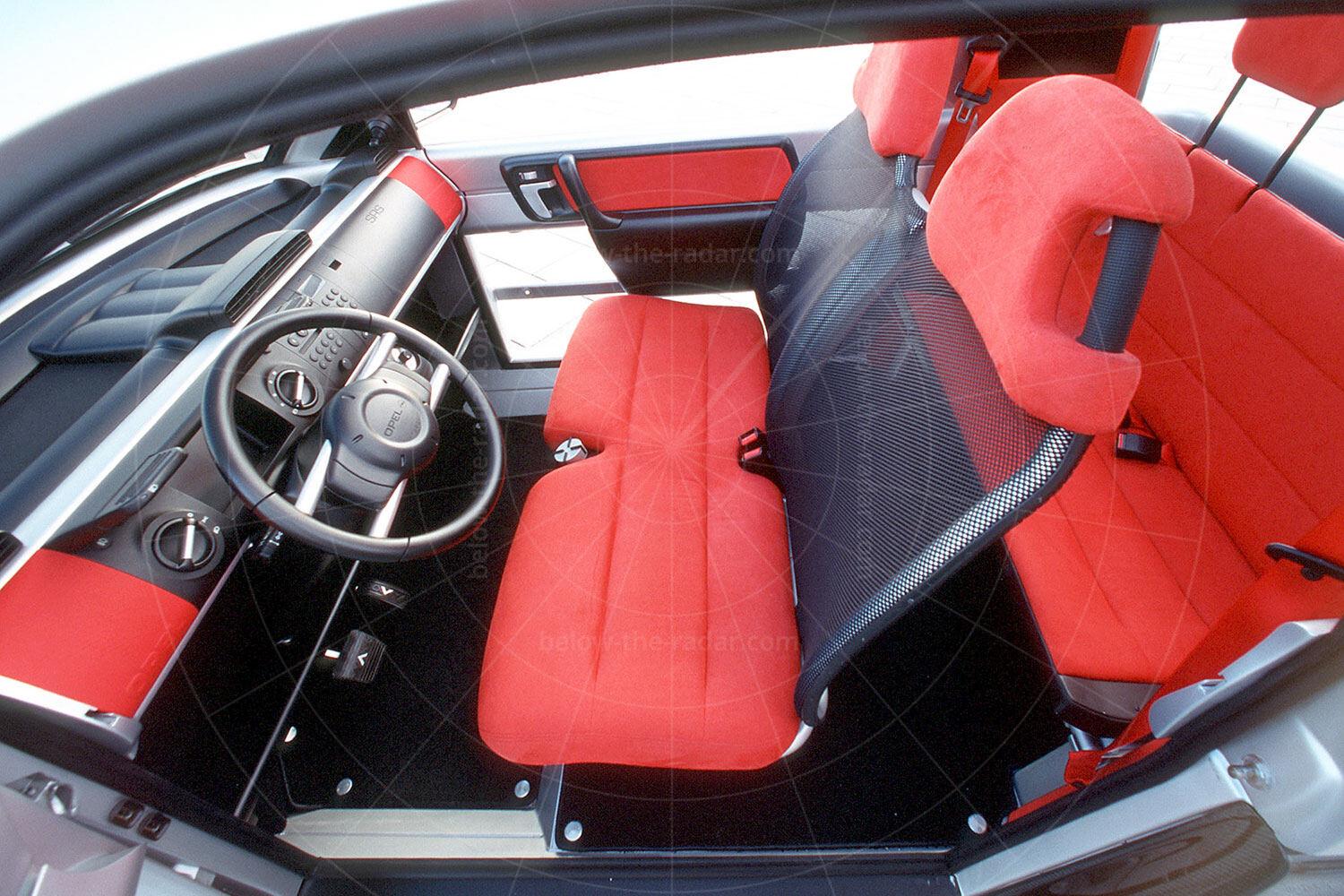 Opel Maxx two-door interior Pic: GM | Opel Maxx two-door interior