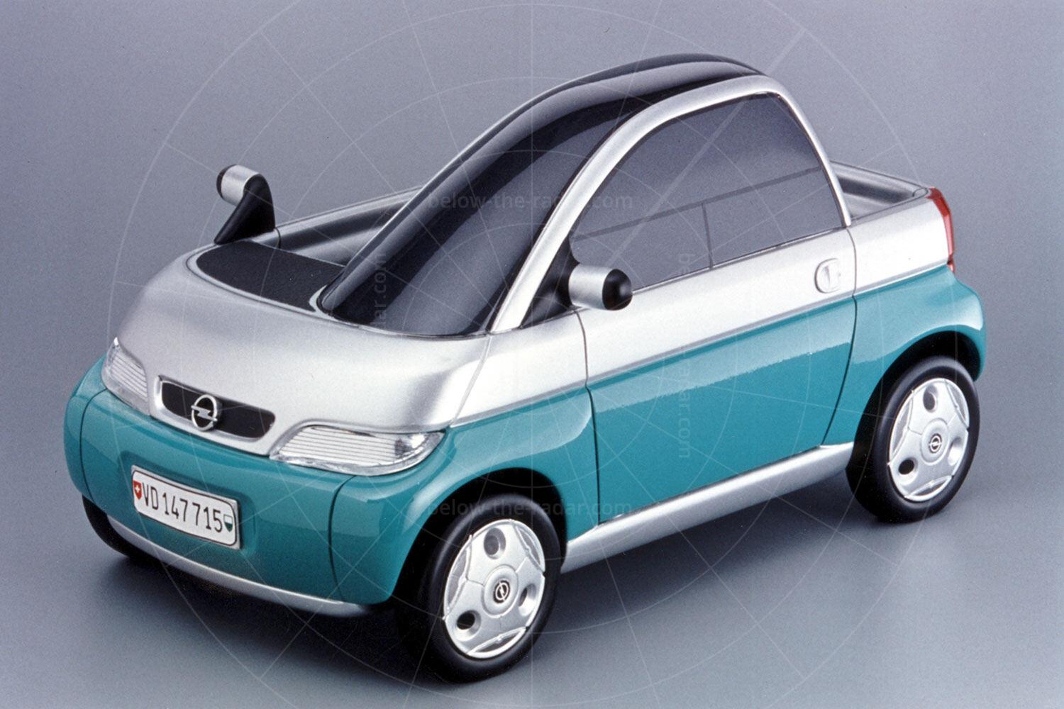 Opel Maxx scale model Pic: GM | Opel Maxx scale model