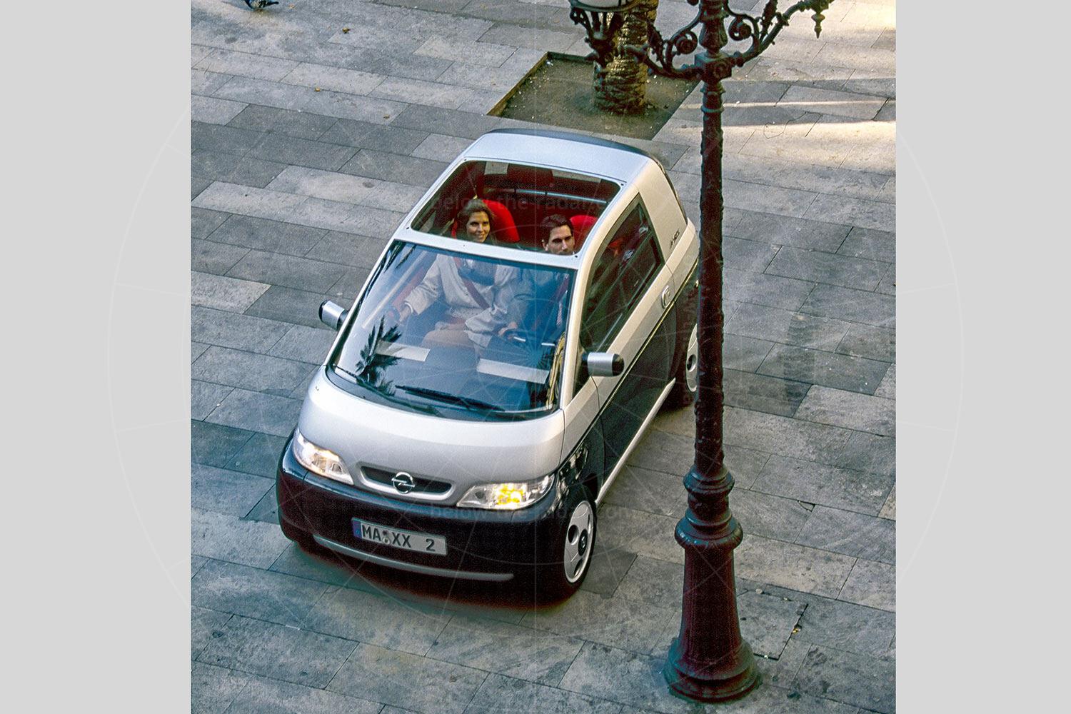 Opel Maxx two-door Pic: GM | Opel Maxx two-door