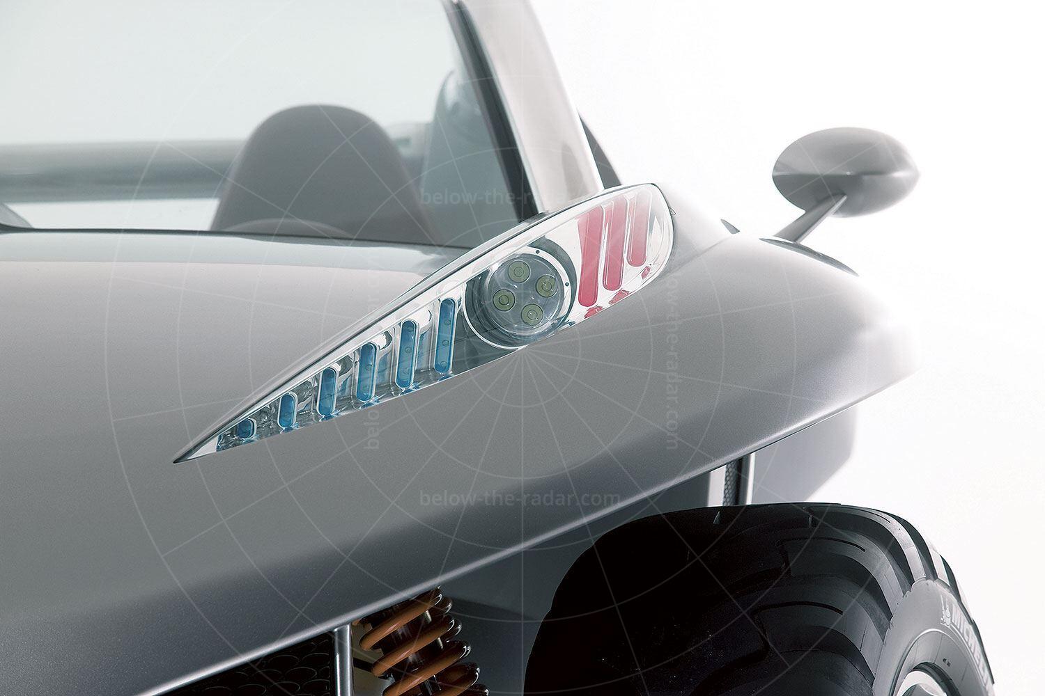 Peugeot Hoggar headlight Pic: Peugeot | Peugeot Hoggar headlight