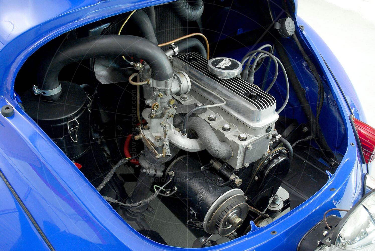 Renault 4CV Jolly engine bay Pic: Hyman Ltd | Renault 4CV Jolly engine bay