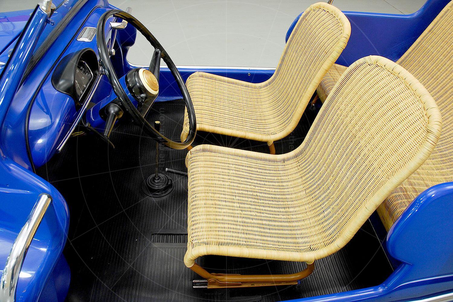 Renault 4CV Jolly interior Pic: Hyman Ltd | Renault 4CV Jolly interior