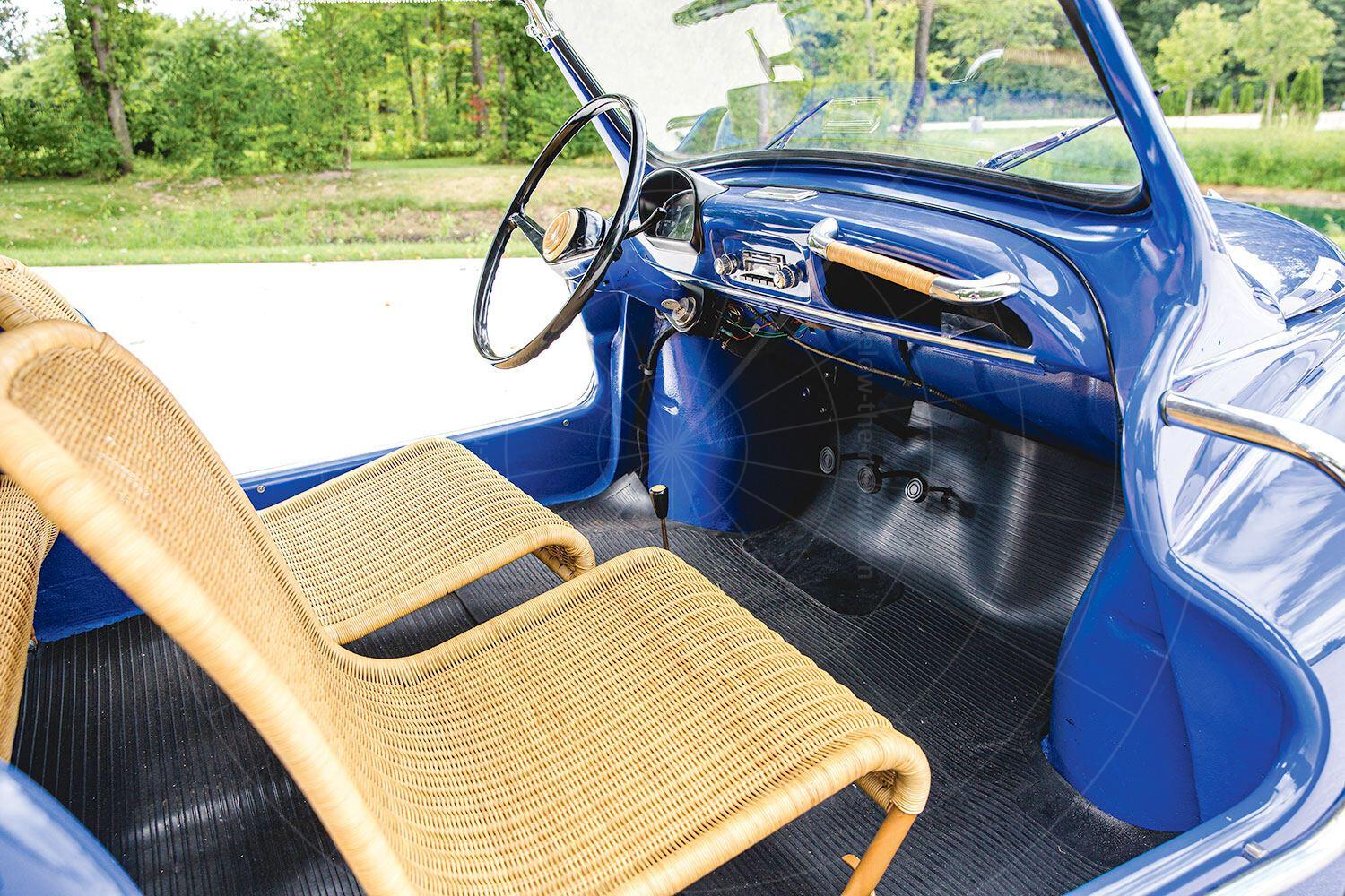 Renault 4CV Jolly interior Pic: RM Sotheby's | Renault 4CV Jolly interior