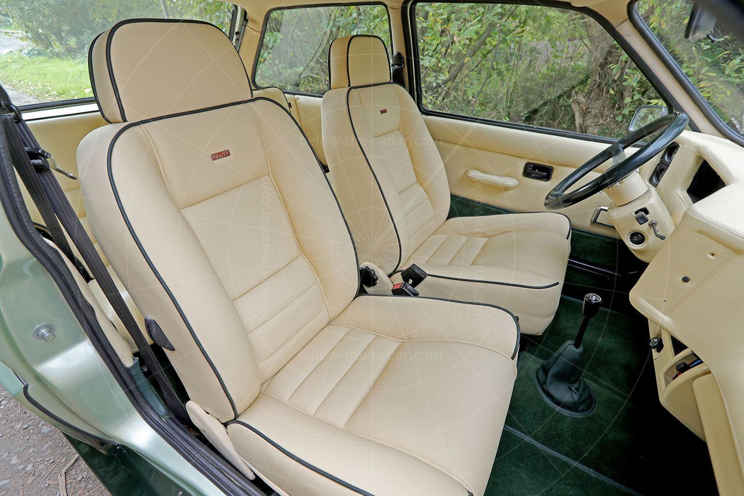 Frazer Tickford Metro interior Pic: magiccarpics.co.uk |