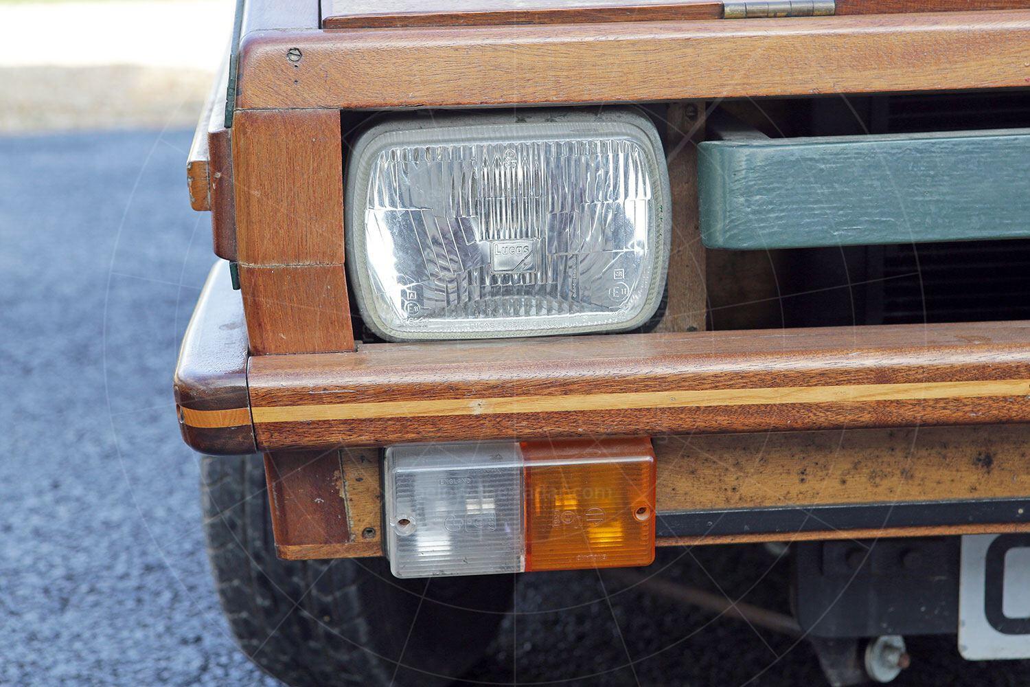 Towns Hustler Six front lighting Pic: magiccarpics.co.uk | Towns Hustler Six front lighting