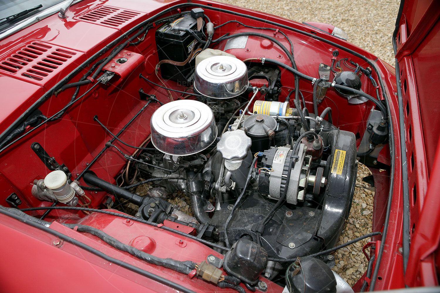 Toyota Sports 800 engine bay Pic: magiccarpics.co.uk | Toyota Sports 800 engine bay