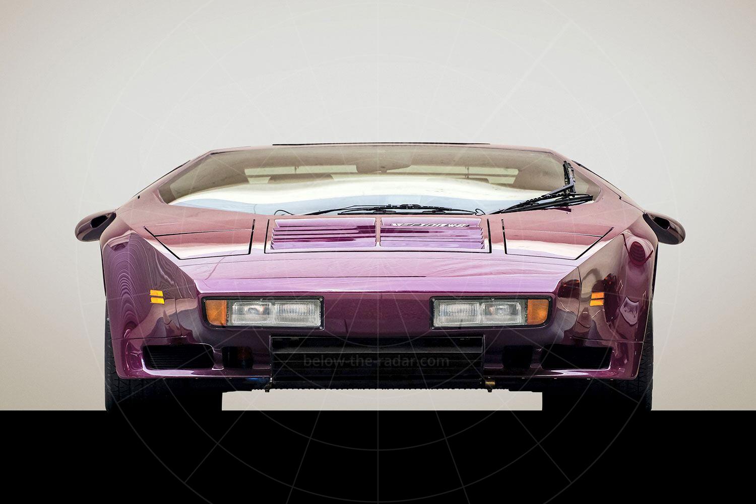 The story of the Vector W8 supercar on Below The Radar