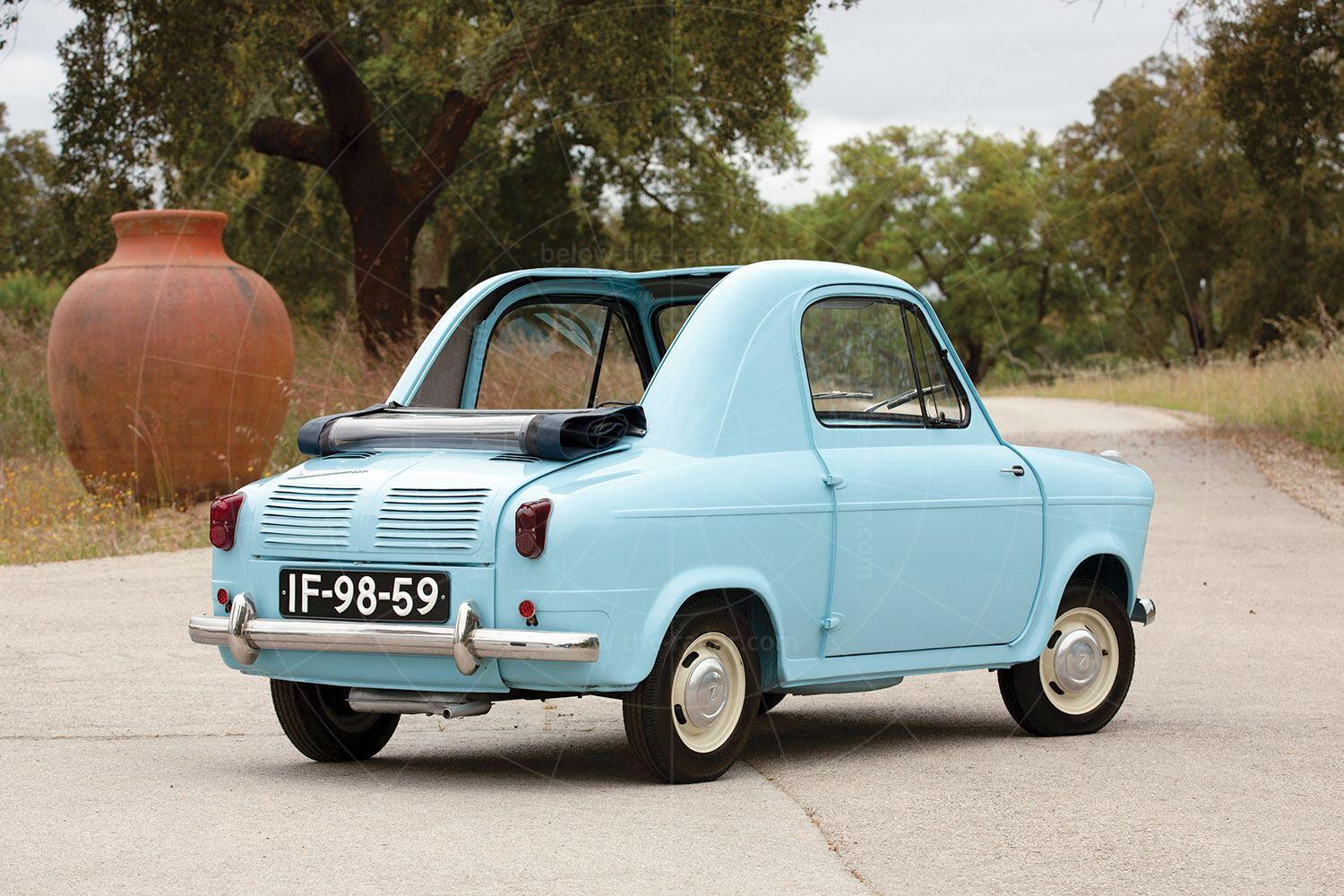 Vespa 400 Pic: RM Sotheby's | Vespa 400