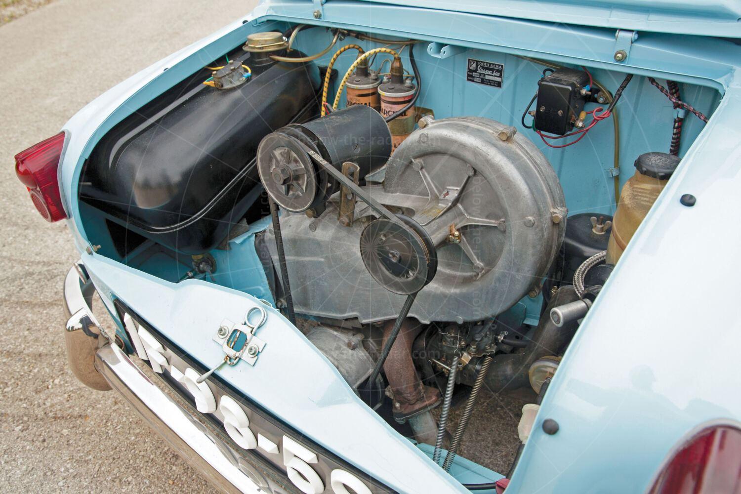 Vespa 400 engine bay Pic: RM Sotheby's | Vespa 400 engine bay
