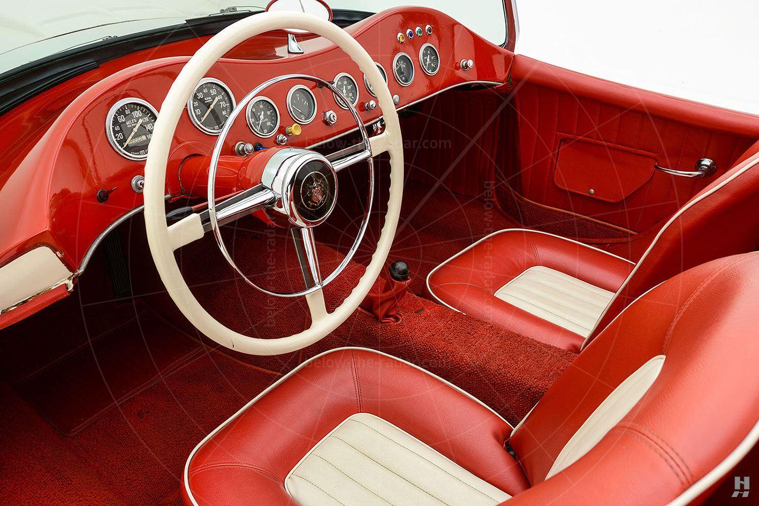 Woodill Wildfire dashboard Pic: Hyman Ltd | Woodill Wildfire interior