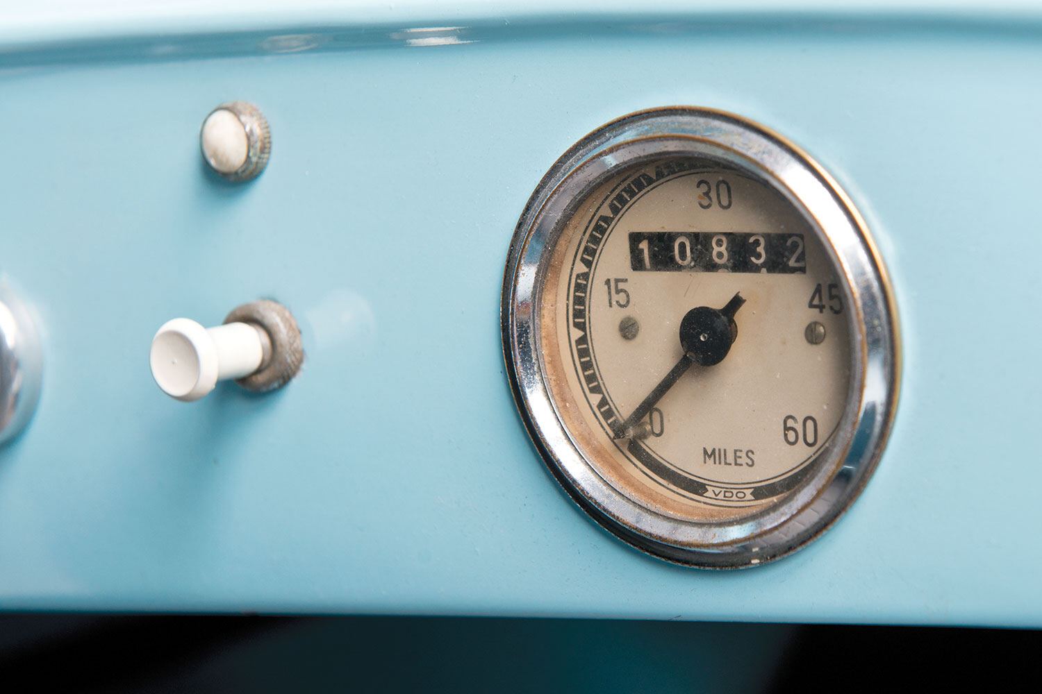 The ALCA Volpe dashboard Pic: RM Sotheby's | The ALCA Volpe