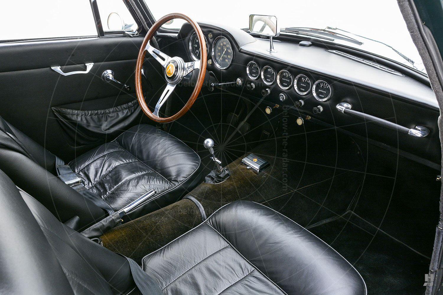 Apollo 5000GT interior Pic: Hyman Ltd | Apollo 5000GT interior