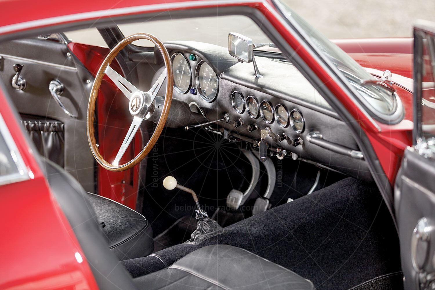 Apollo 5000GT interior Pic: RM Sotheby's | Apollo 5000GT interior