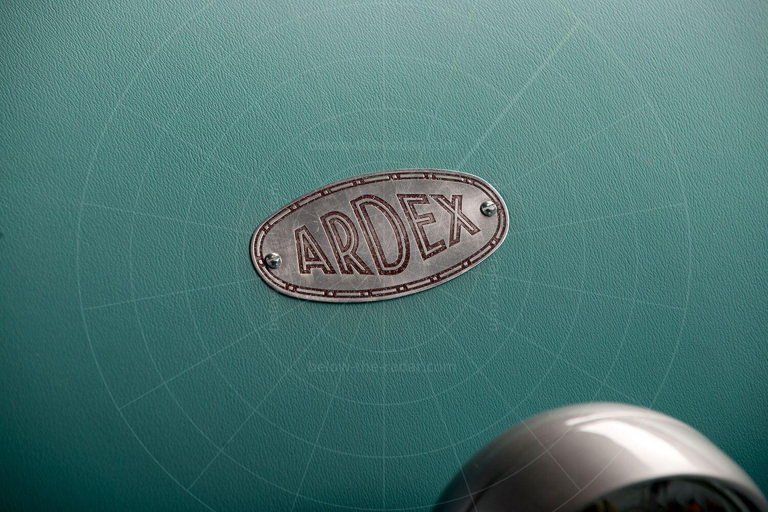 Ardex cycle car badge Pic: RM Sotheby's | Ardex cycle car badge