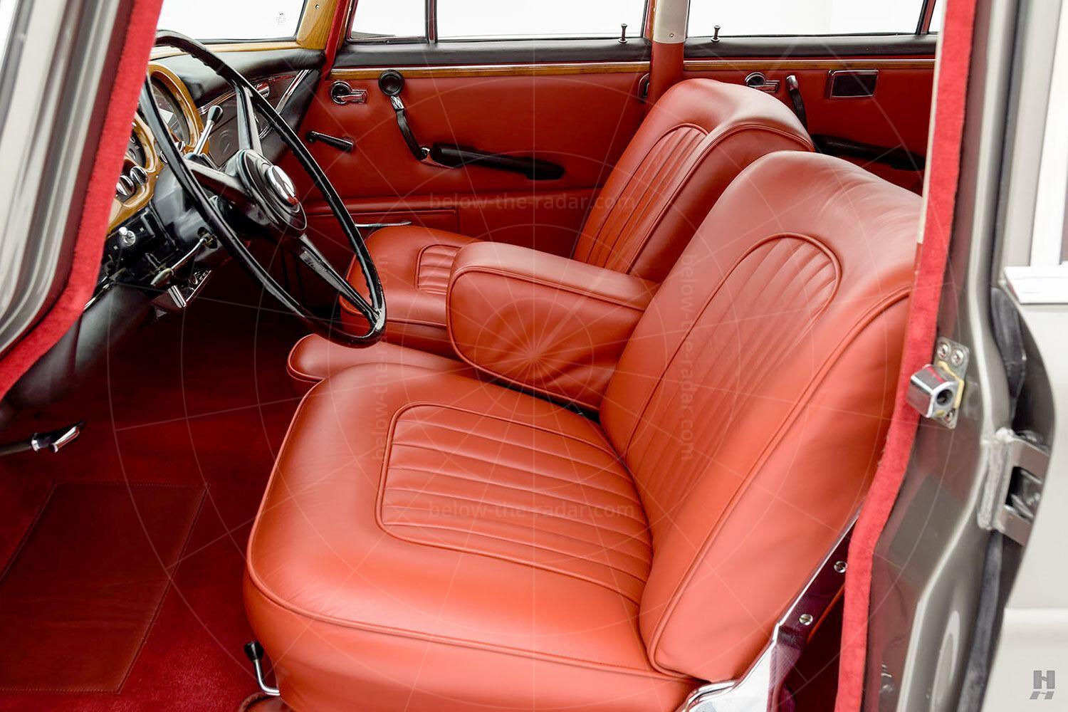 Bentley S2 Wendler shooting brake Pic: Hyman Ltd | Bentley S2 Wendler shooting brake - interior