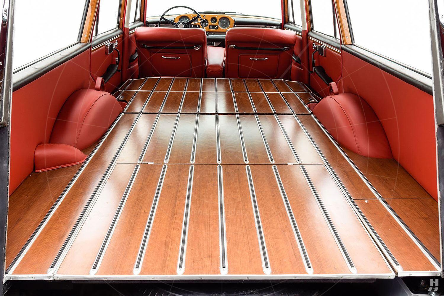 Bentley S2 Wendler shooting brake - load bay Pic: Hyman Ltd | Bentley S2 Wendler shooting brake - load bay