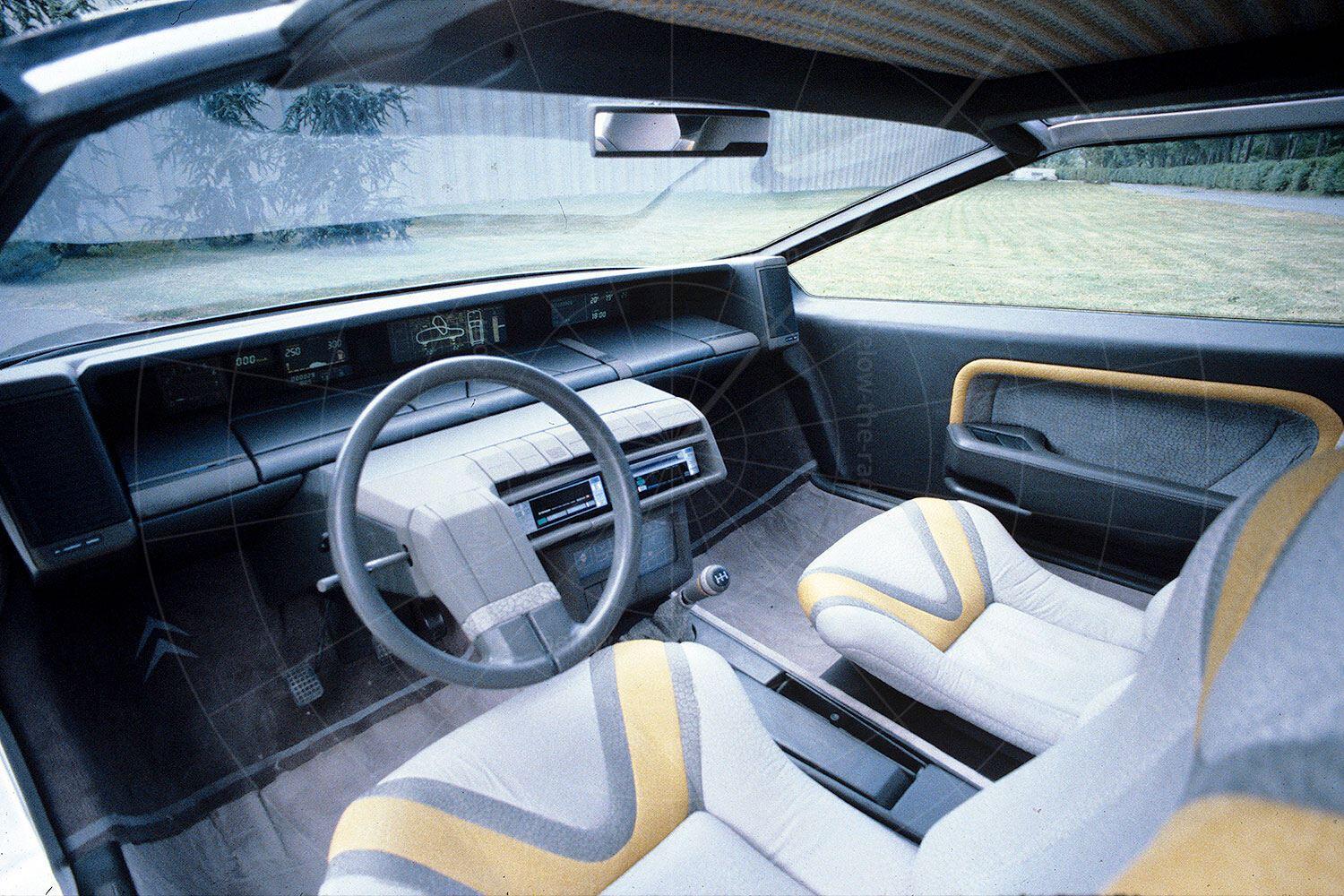 Bertone Zabrus interior Pic: magiccarpics.co.uk | Bertone Zabrus interior