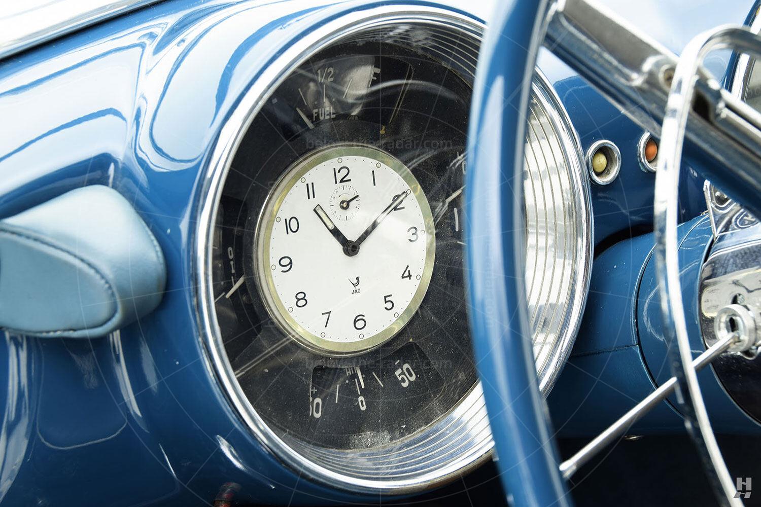 Chrysler Ghia special coupé Pic: Hyman Ltd | Chrysler Ghia special coupé instrumentation