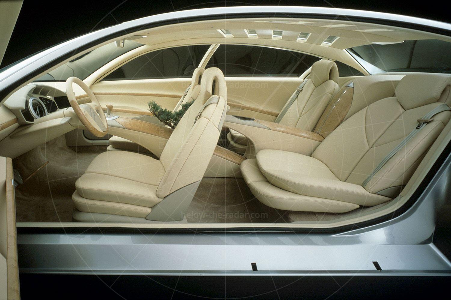 Citroen C6 Lignage interior Pic: Citroen | Citroen C6 Lignage interior