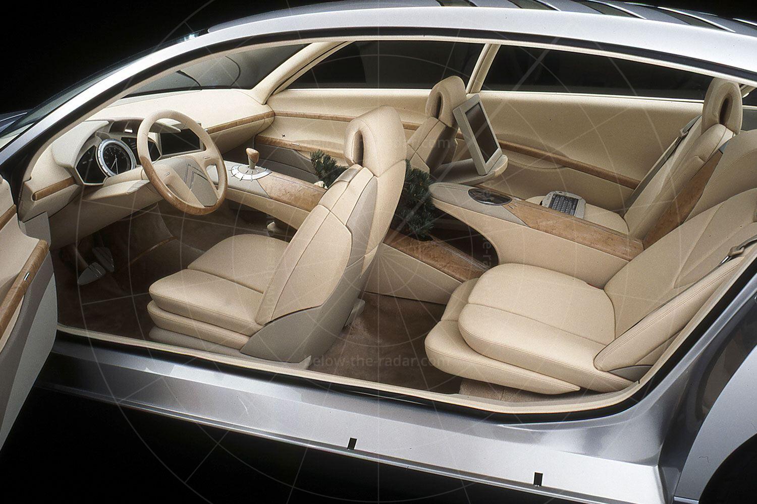 Citroen C6 Lignage interior Pic: Citroen | Citroen C6 Lignage interior