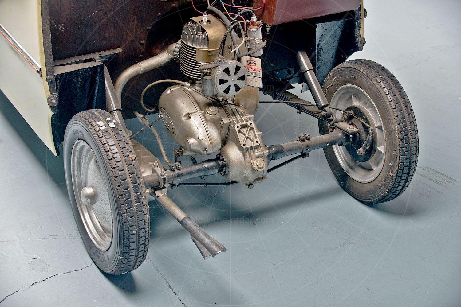 Daus microcar prototype engine Pic: RM Sotheby's | Daus microcar prototype engine