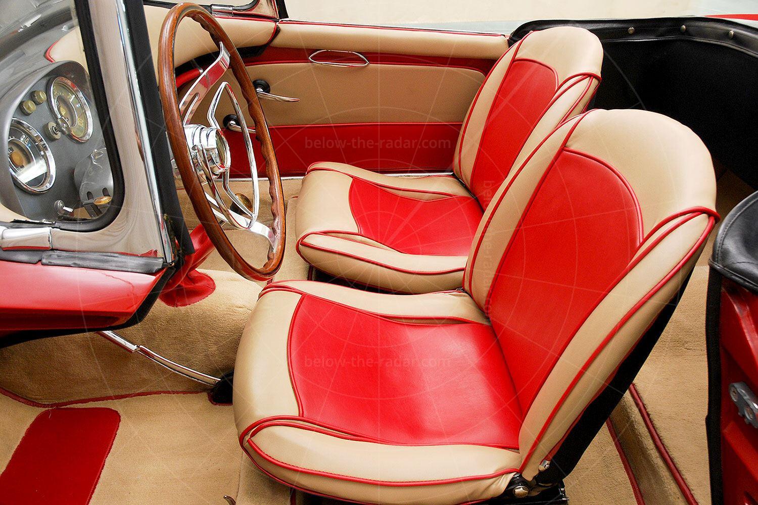 Fiat 1100 TV Trasformabil interior Pic: Hyman Ltd | Fiat 1100 TV Trasformabil interior