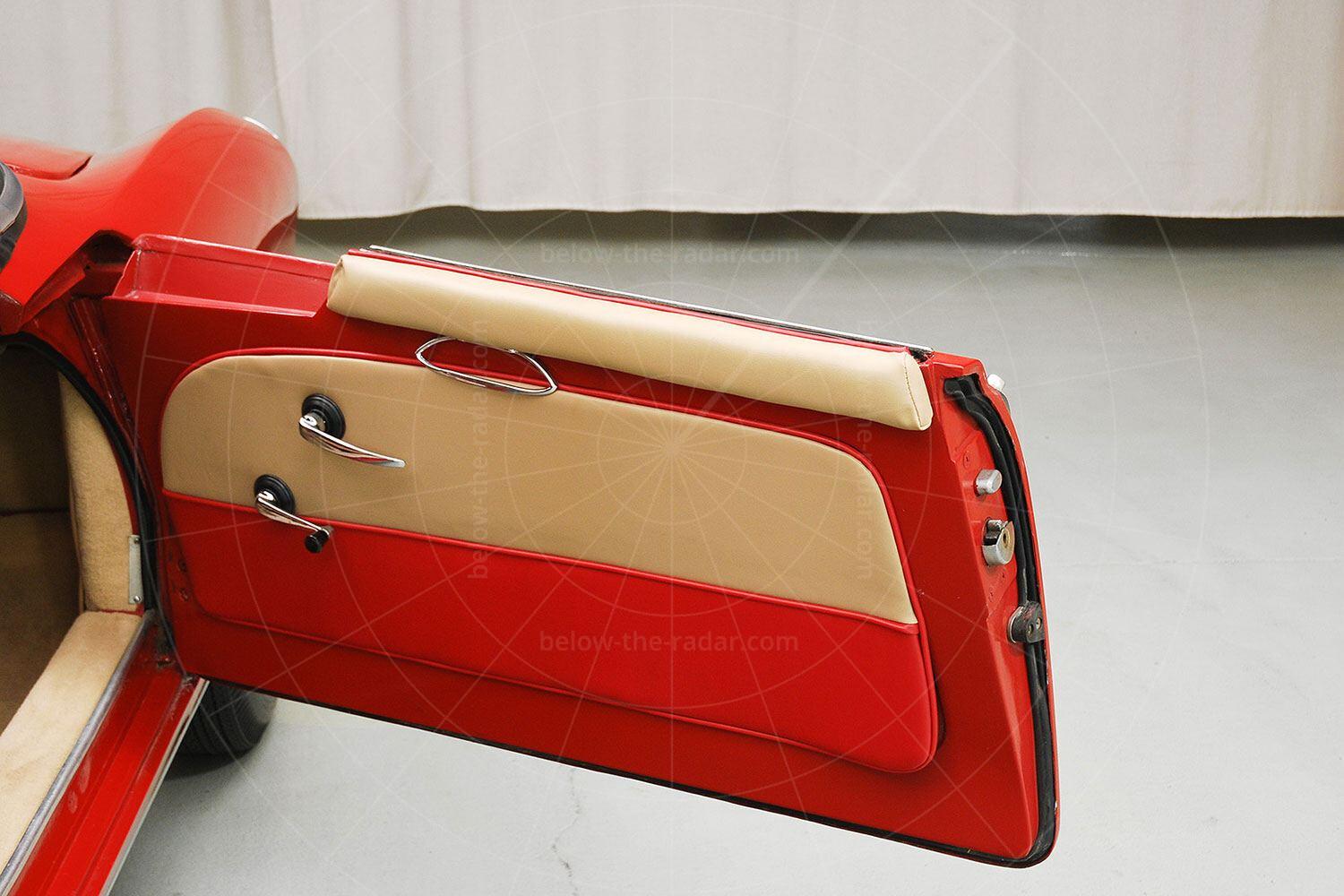 Fiat 1100 TV Trasformabil door trim Pic: Hyman Ltd | Fiat 1100 TV Trasformabil door trim