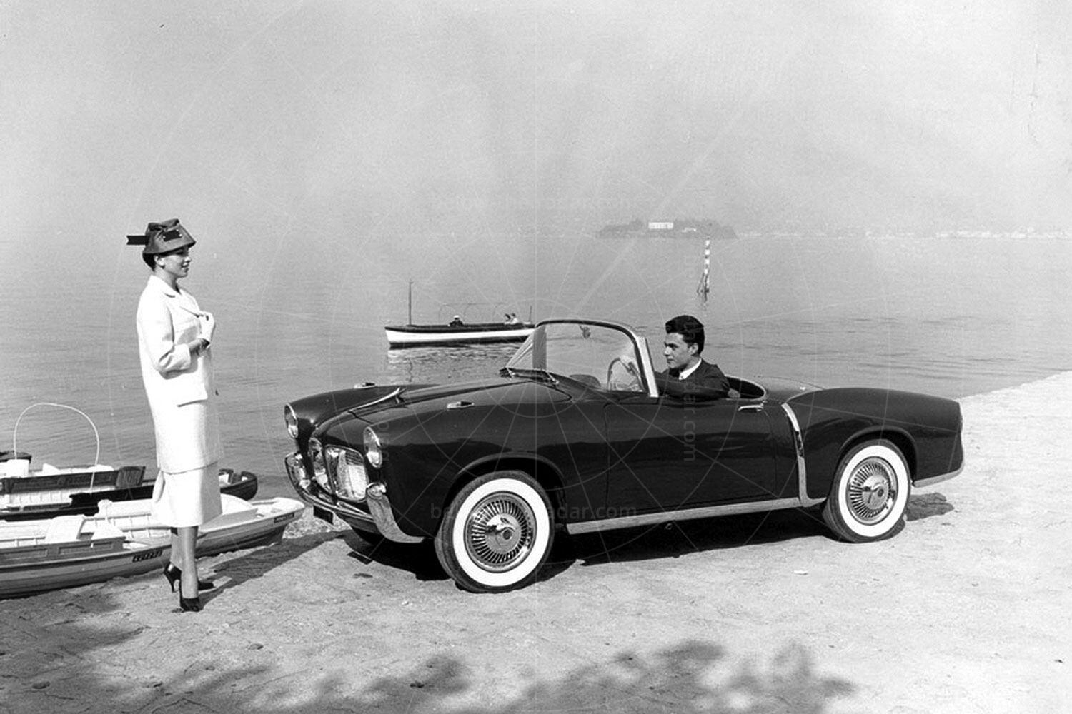 Fiat 1100 TV Trasformabil publicity shot Pic: magiccarpics.co.uk | Fiat 1100 TV Trasformabil publicity shot